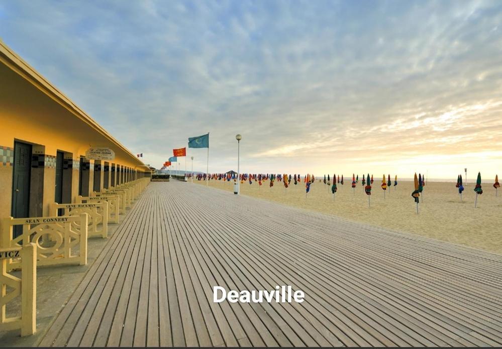 D'Hauville Vallee Bonneville-la-Louvet ภายนอก รูปภาพ